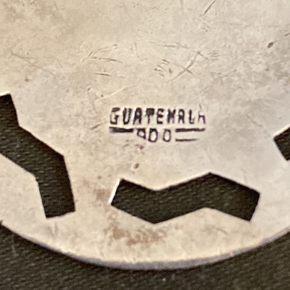 Guatemalan 900 Silver Pendant with Bird w/ Goldtone Center- Marked 900. Round - Picture 3 of 10